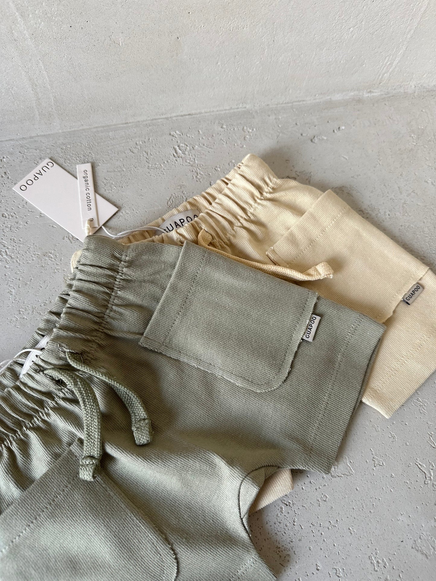 COZY SHORTS SAGE