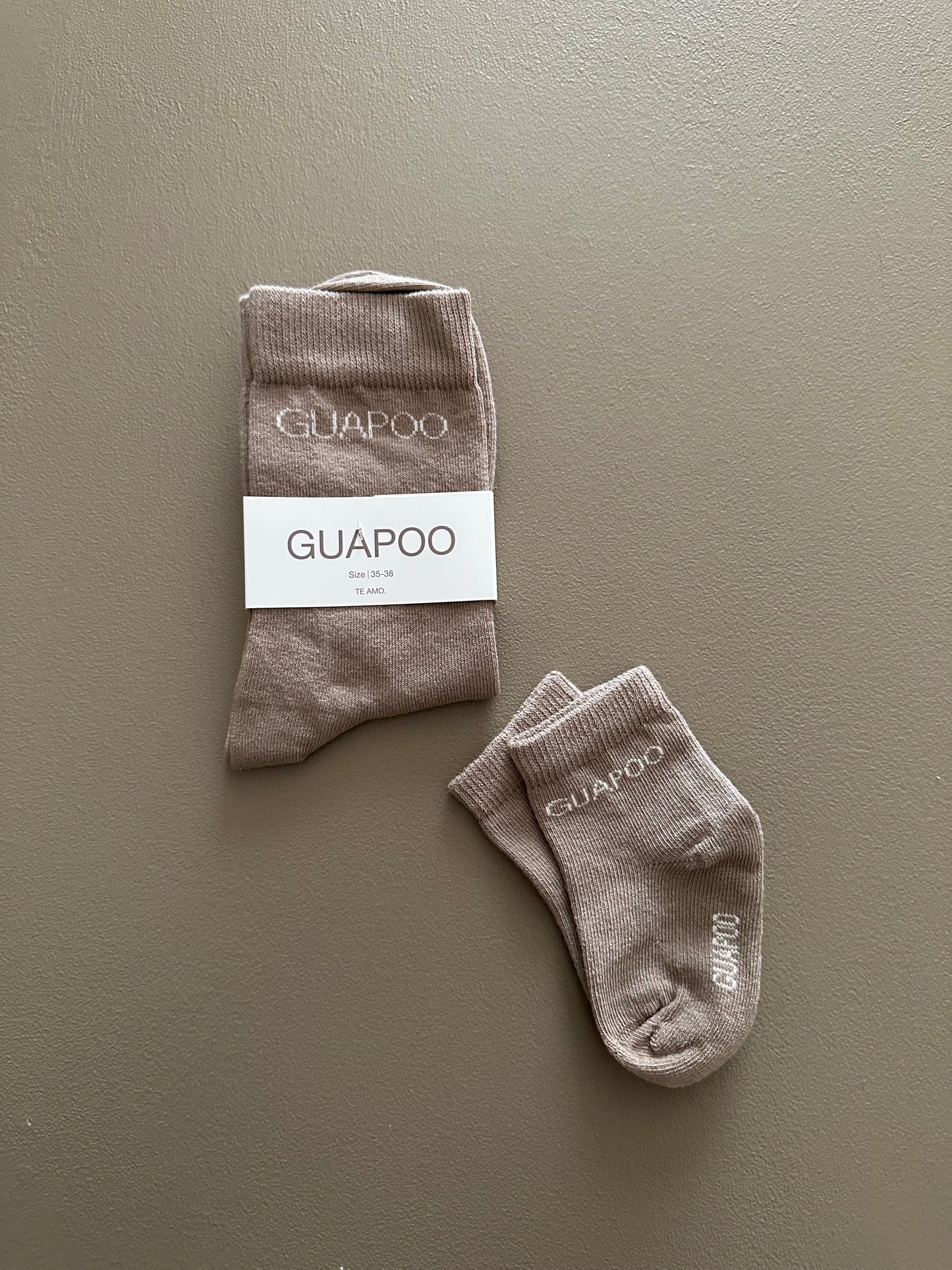 GUAPOO SOCKS ADULTS | FRAPPÉ