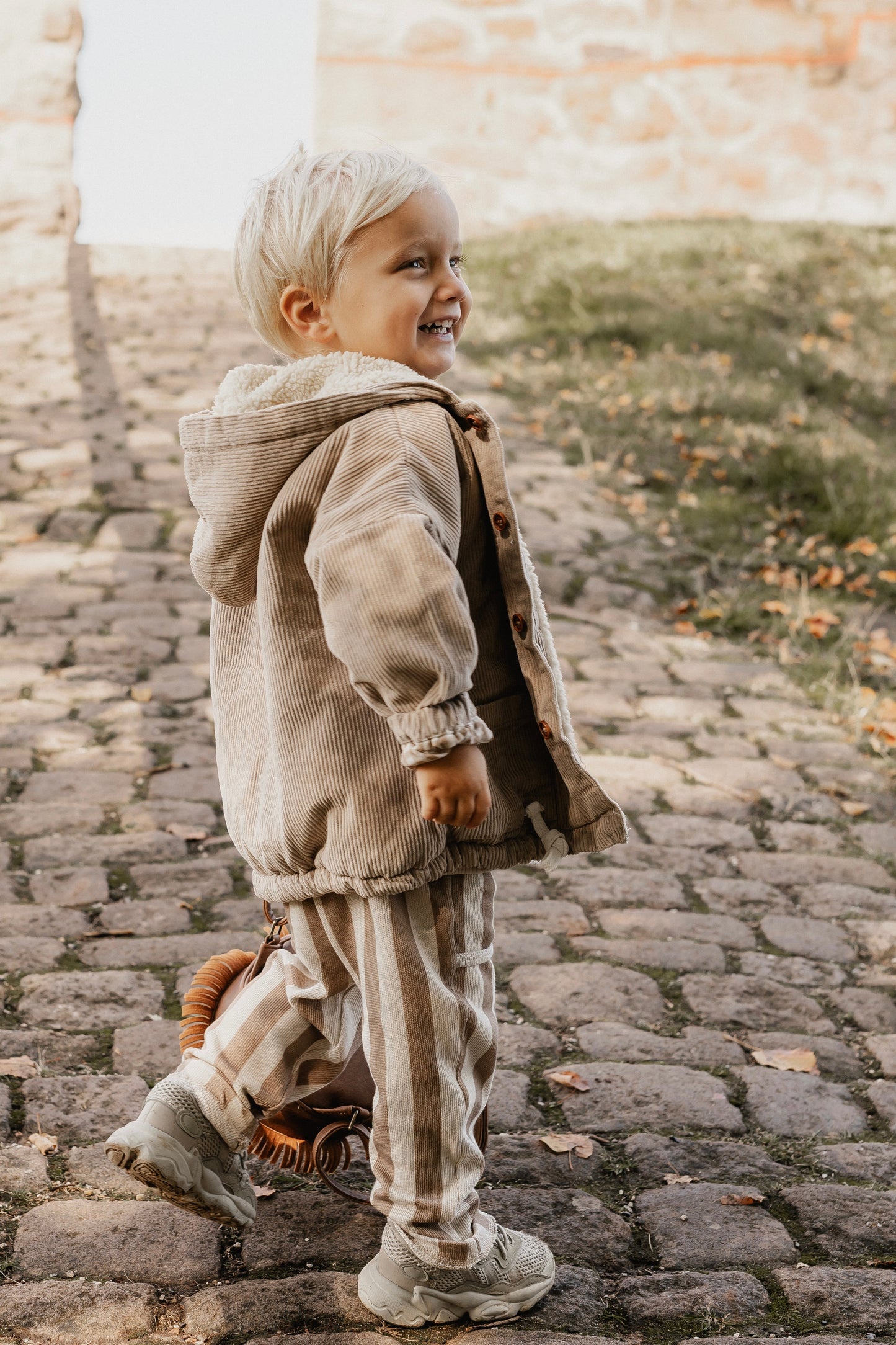 CORDUROY WINTER JACKET | LIGHT TAUPE