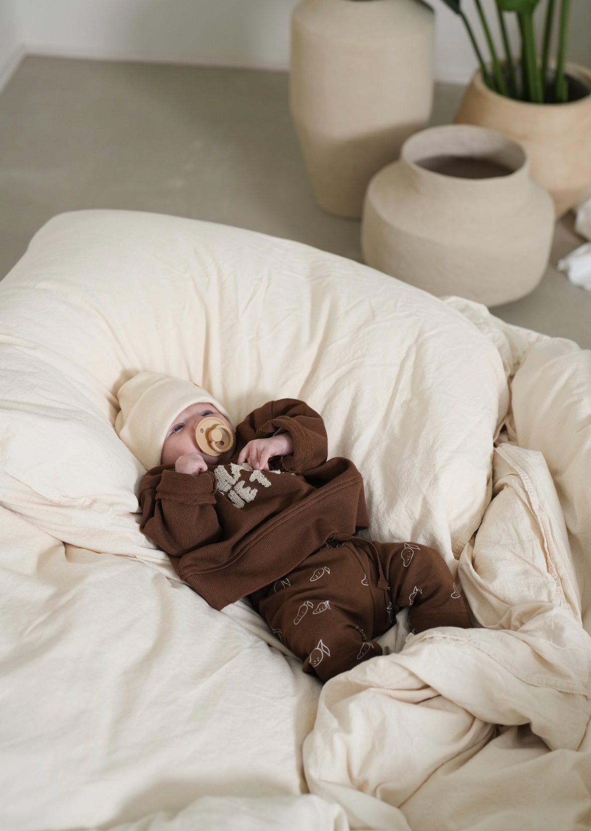 CHOCOLATE LEGGINGS | MANGO