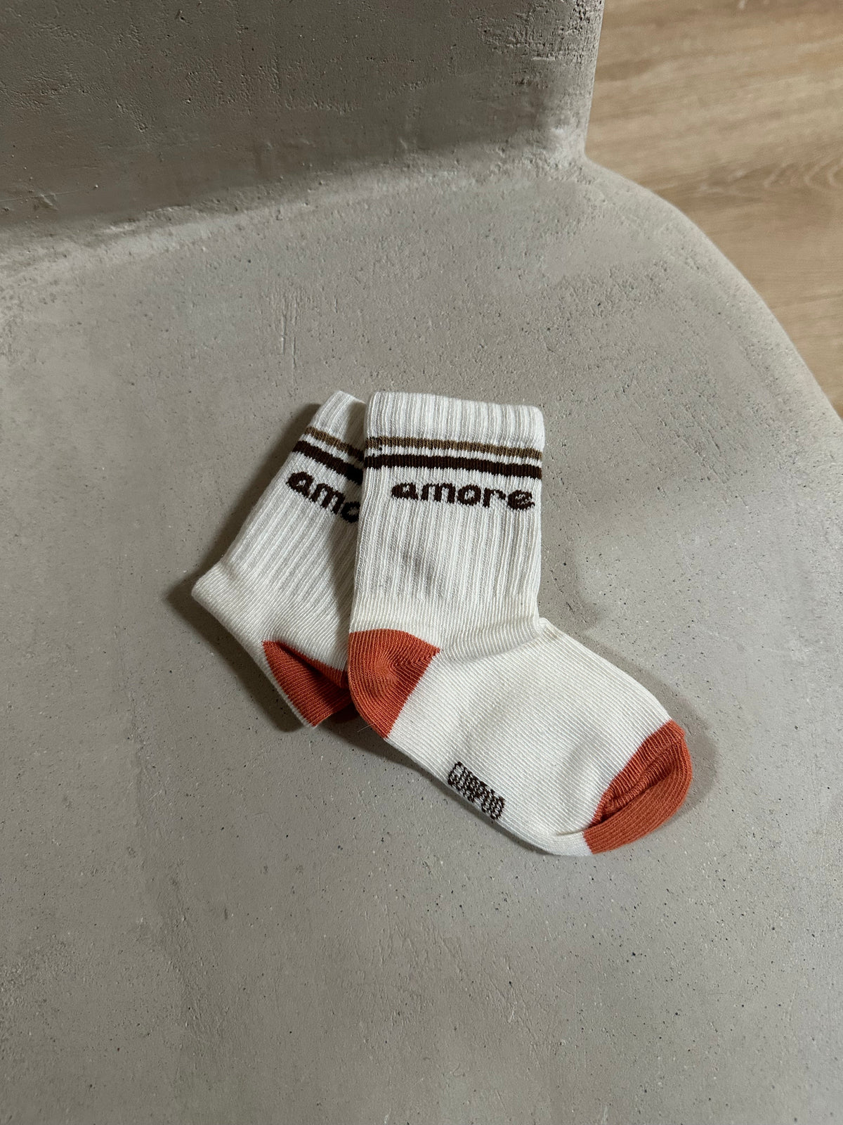 KIDS SOCKS ORANGE AMORE